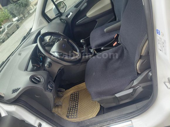 Sahibinden Ford Tourneo Courier 1.6 TDCi Titanium Plus 2016 Model 