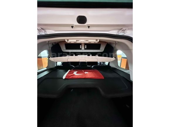 Sahibinden Opel Combo 1.5 CDTI Ultimate 2024 Model  17.000 km Beyaz