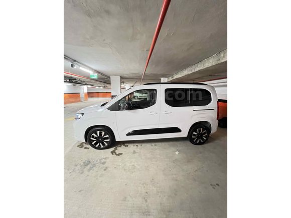Sahibinden Opel Combo 1.5 CDTI Ultimate 2024 Model  17.000 km Beyaz