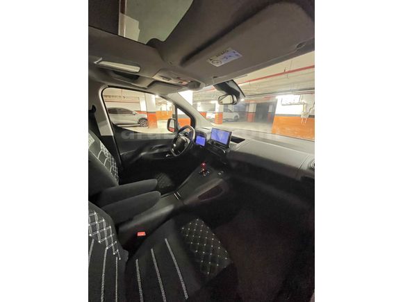 Sahibinden Opel Combo 1.5 CDTI Ultimate 2024 Model  17.000 km Beyaz