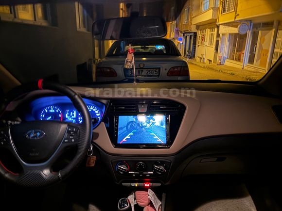 Sahibinden Hyundai i20 1.4 CRDi Style 2016 Model 