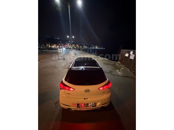 Sahibinden Hyundai i20 1.4 CRDi Style 2016 Model 