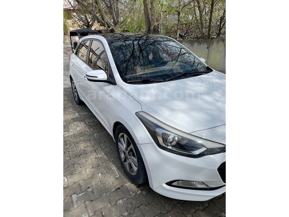 Sahibinden Hyundai i20 1.4 CRDi Style 2016 Model 