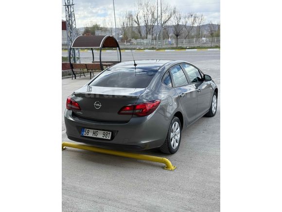 Sahibinden Opel Astra 1.6 Edition Plus 2017 Model Sivas