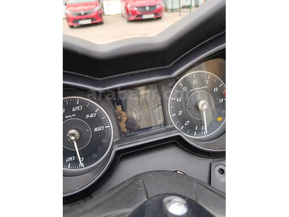 Sahibinden Yamaha X-Max 250 ABS