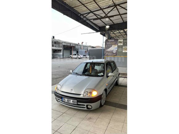 Sahibinden Renault Clio 1.4 RXT 2002 Model 
