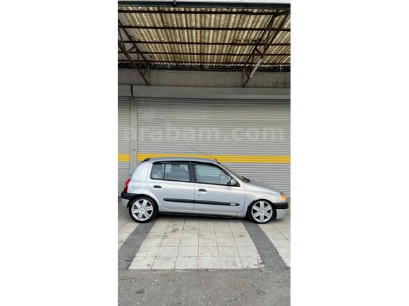 Sahibinden Renault Clio 1.4 RXT 2002 Model 
