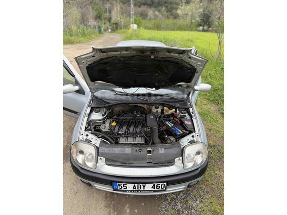 Sahibinden Renault Clio 1.4 RXT 2002 Model 