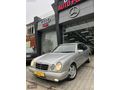 TR de tek 160 km koleksiyonluk Mercedes - Benz E 200 Avantgarde