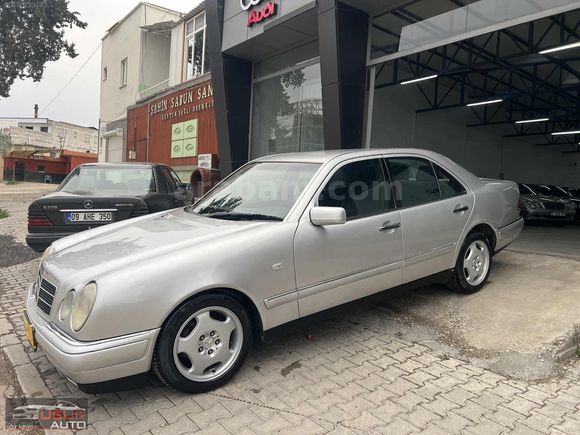 TR de tek 160 km koleksiyonluk Mercedes - Benz E 200 Avantgarde