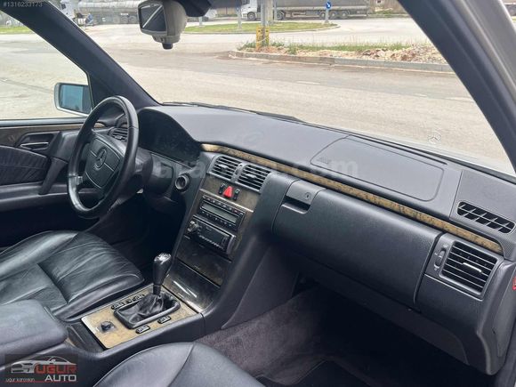 TR de tek 160 km koleksiyonluk Mercedes - Benz E 200 Avantgarde