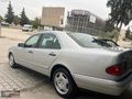 TR de tek 160 km koleksiyonluk Mercedes - Benz E 200 Avantgarde