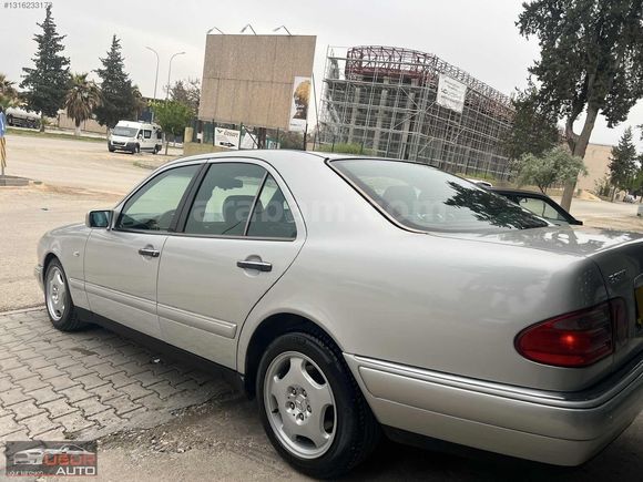 TR de tek 160 km koleksiyonluk Mercedes - Benz E 200 Avantgarde