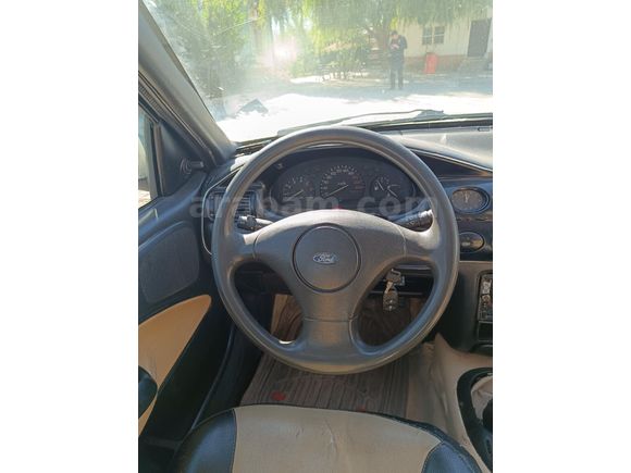 Sahibinden Ford Escort 1.6 CLX 1996 Model