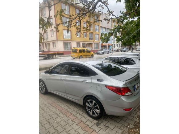 Sahibinden Hyundai Accent Blue 1.6 CRDI Biz 2014 Model 