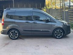 Sahibinden Ford Tourneo Courier 1.0 EcoBoost Titanium Plus 2023 Model 