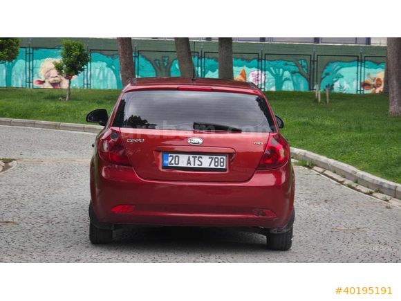 İSTİKLAL AUTO'DAN KİA CEED 1.6 CRDİ COOL MANUEL