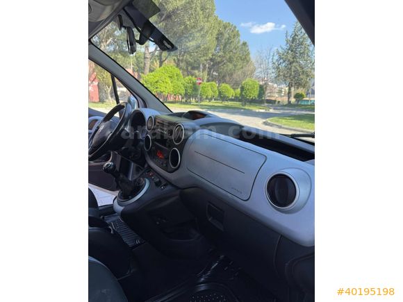 İSTİKLALAUTO'DAN CITROEN BERLINGO 1.6 HDI· SELECTION
