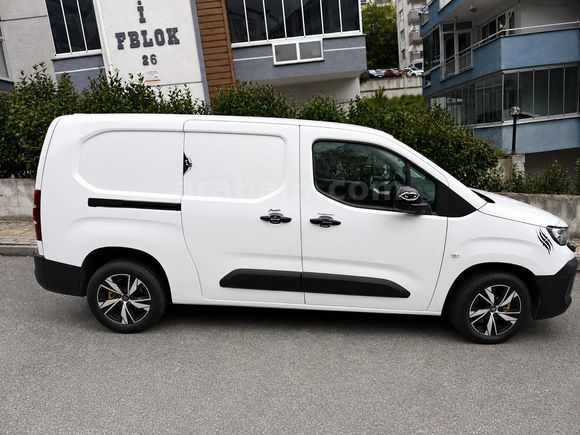 PEUGEOT PARTNER (HATASIZ, BOYASIZ) 3 BÖLGE KAMERALI, ÇELİK JANT