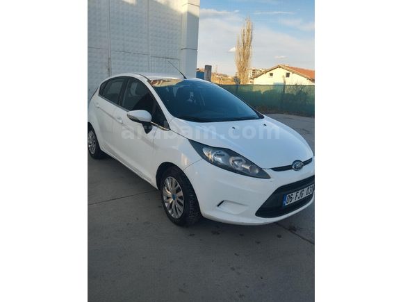 Sahibinden Ford Fiesta 1.4 TDCi Trend 2012 Model