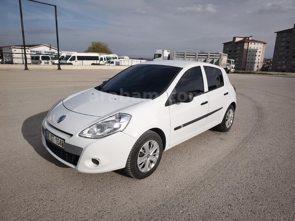 Sahibinden Renault Clio 1.5 dCi Authentique Edition 2012 Model  137200 km Beyaz