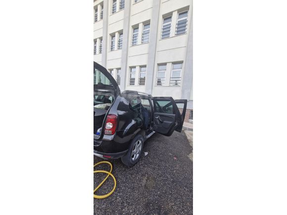 Sahibinden Dacia Duster 1.5 dCi Laureate 2012 Model  207.500 km Siyah