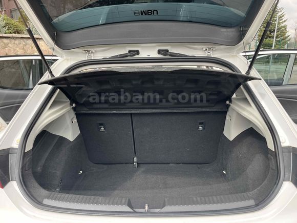 2013 LEON FR  (TAMAMINA KREDİ İMKANLI)