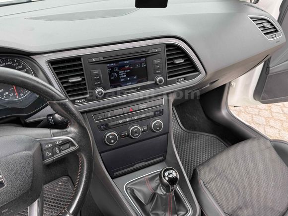 2013 LEON FR  (TAMAMINA KREDİ İMKANLI)