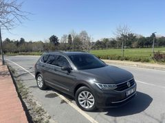 Sahibinden Volkswagen Tiguan 1.5 TSI Life 2023 Model 