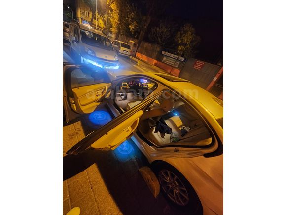 Sahibinden BMW 3 Serisi 320i ED Techno Plus 2016 Model sedef Beyaz