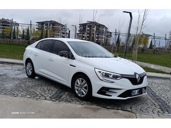 Sahibinden Renault Megane 1.3 TCe Joy 2021 Model