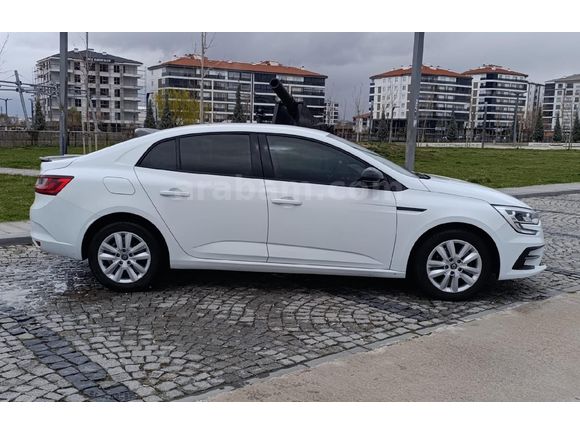 Sahibinden Renault Megane 1.3 TCe Joy 2021 Model