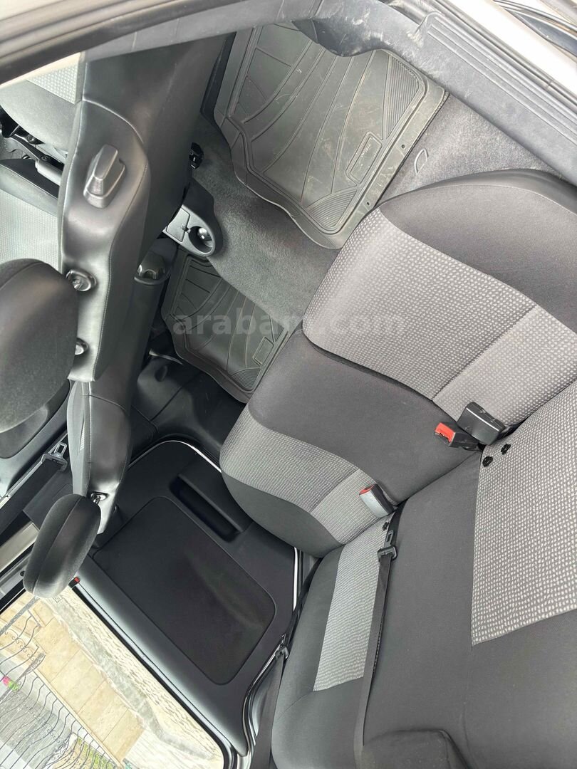 Sahibinden Opel Combo 1.3 CDTI City Plus 2006 Model Ankara 97.000 km Gri (Gümüş) 5