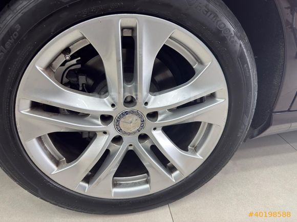 KOLLEKSİYONLUK-HATASIZ-SADECE 144000KM DE-E 250 CDI Avantgarde
