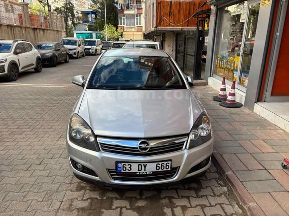 Galeriden Opel Astra 1.3 CDTI Essentia Konfor 2010 Model Siirt