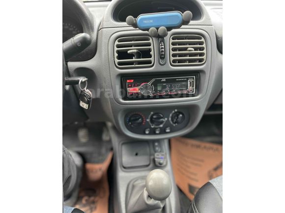 Sahibinden Renault Clio 1.4 RTA 2000 Model 