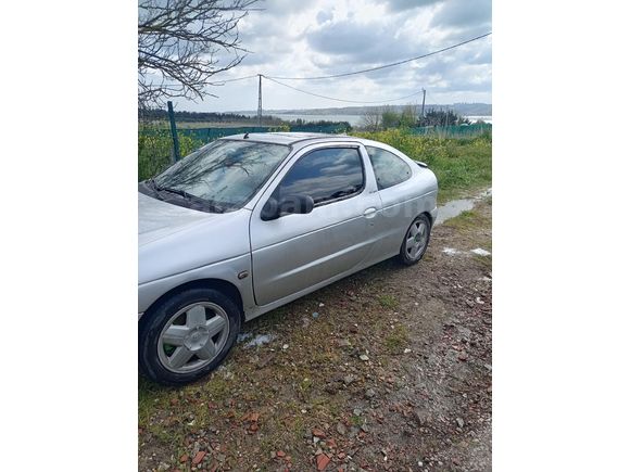 Sahibinden Renault Megane 1.6 Coupe Privilege 2001 Model
