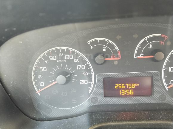 Sahibinden Citroen Nemo Combi 1.4 HDi 2011 Model  256.000 km Gri