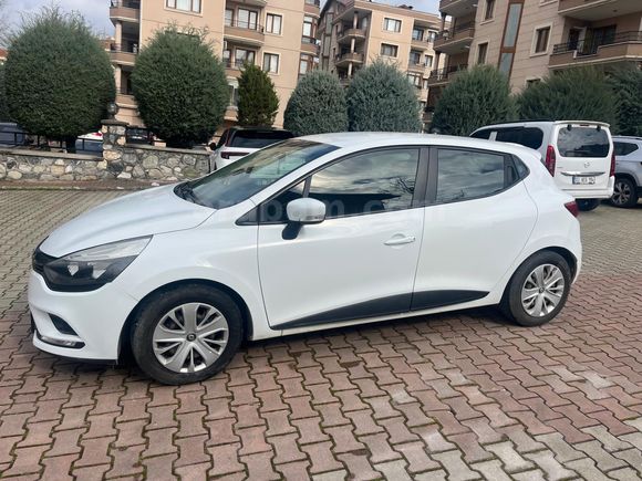 Sahibinden Renault Clio 1.2 Joy 2017 Model  57000 km Beyaz
