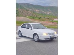 Sahibinden Volkswagen Bora 1.6 Comfortline 2000 Model  300.000 km Beyaz