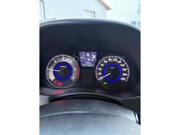 Sahibinden Hyundai Accent Blue 1.6 CRDI Mode Plus 2017 Model İzmir