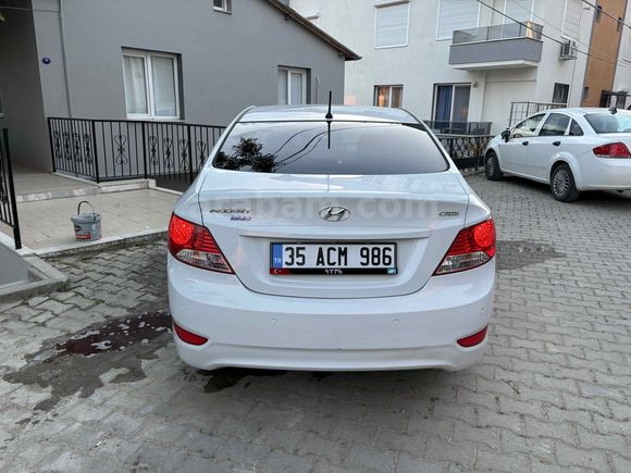 Sahibinden Hyundai Accent Blue 1.6 CRDI Mode Plus 2017 Model İzmir