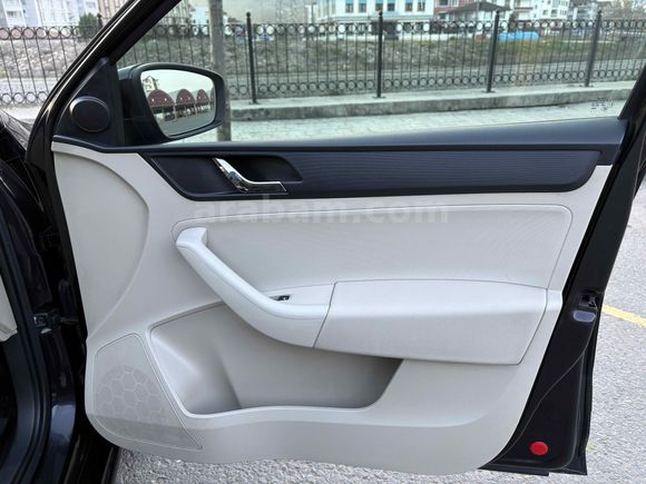KENT 52 AUTO  Skoda Rapid 1.6 TDI Elegance 2014 Model Ordu
