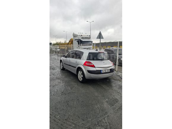 Sahibinden Renault Megane 1.4 Authentique 2006 Model