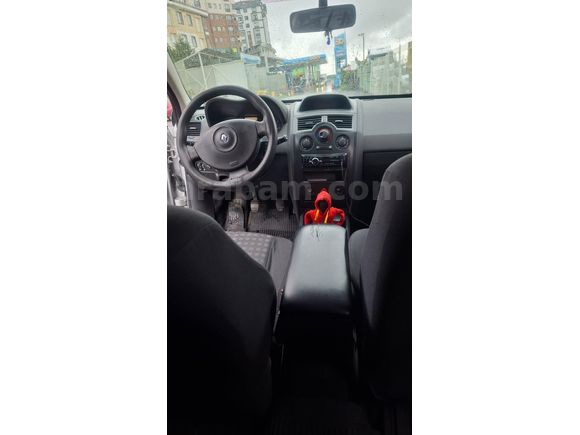 Sahibinden Renault Megane 1.4 Authentique 2006 Model