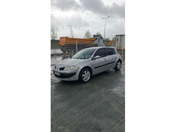Sahibinden Renault Megane 1.4 Authentique 2006 Model