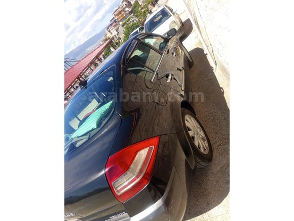 Sahibinden Renault Megane 1.5 dCi Expression 2006 Model  276.000 km Siyah