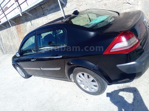 Sahibinden Renault Megane 1.5 dCi Expression 2006 Model  276.000 km Siyah