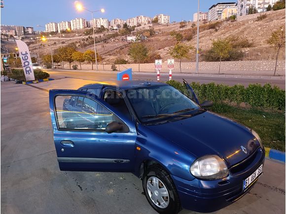 Sahibinden Renault Clio 1.4 RNA 2000 Model