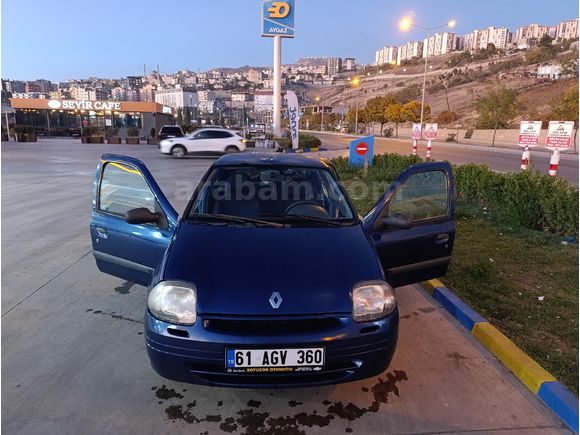 Sahibinden Renault Clio 1.4 RNA 2000 Model